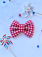 Load image into Gallery viewer, American pie 🥧 | collar bow tie
