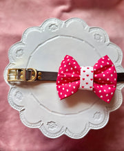 Load image into Gallery viewer, Little love | collar bow tie
