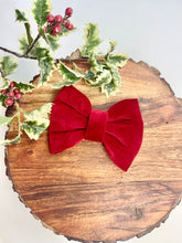 Load image into Gallery viewer, Howliday Joy | collar bow tie
